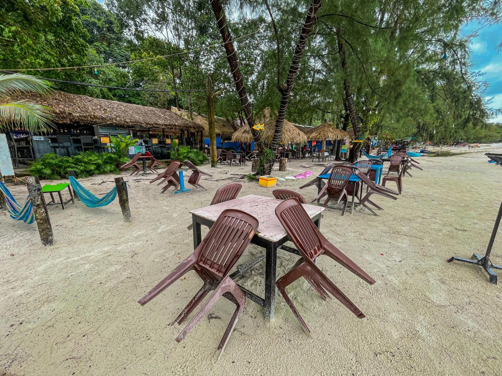 Ocean Lounge Bungalow Bed & Breakfast Koh Rong Island Exterior photo