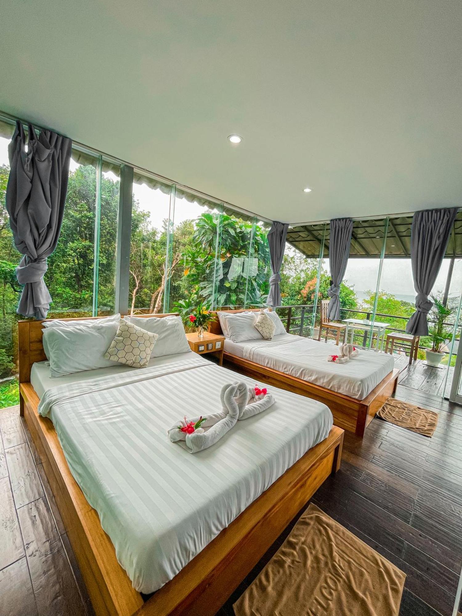 Ocean Lounge Bungalow Bed & Breakfast Koh Rong Island Exterior photo